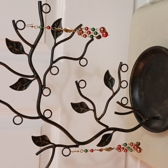 Artist handmade long dangly beads gold green copper pierced earrings 5" - Picture 6 of 7